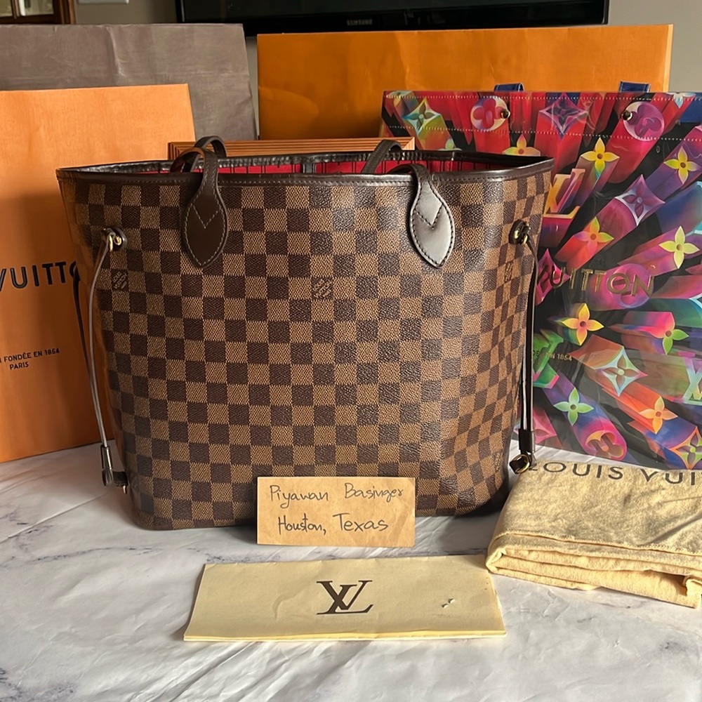 Authentic Louis Vuitton Neverfull MM